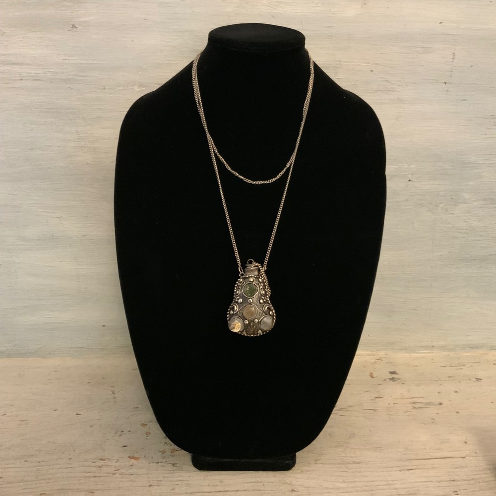 Vintage Antique Silver Tone Ornate Stone Encrusted Scent Flask Pendant 23" GC